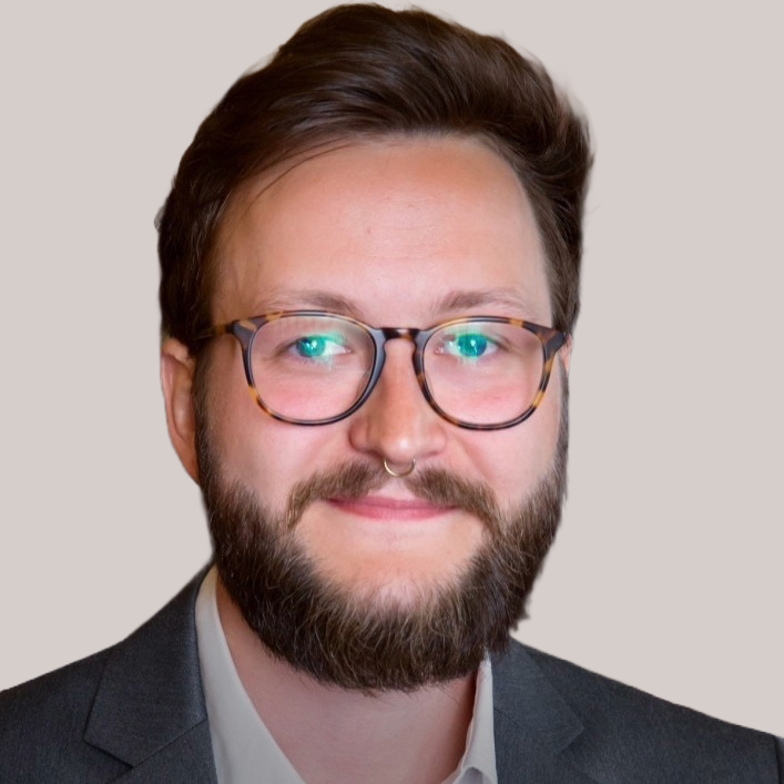 Dr. Niklas Hopfgartner